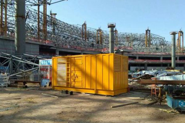 纳雍发电机出租如何判断空气滤清器是否需要更换？